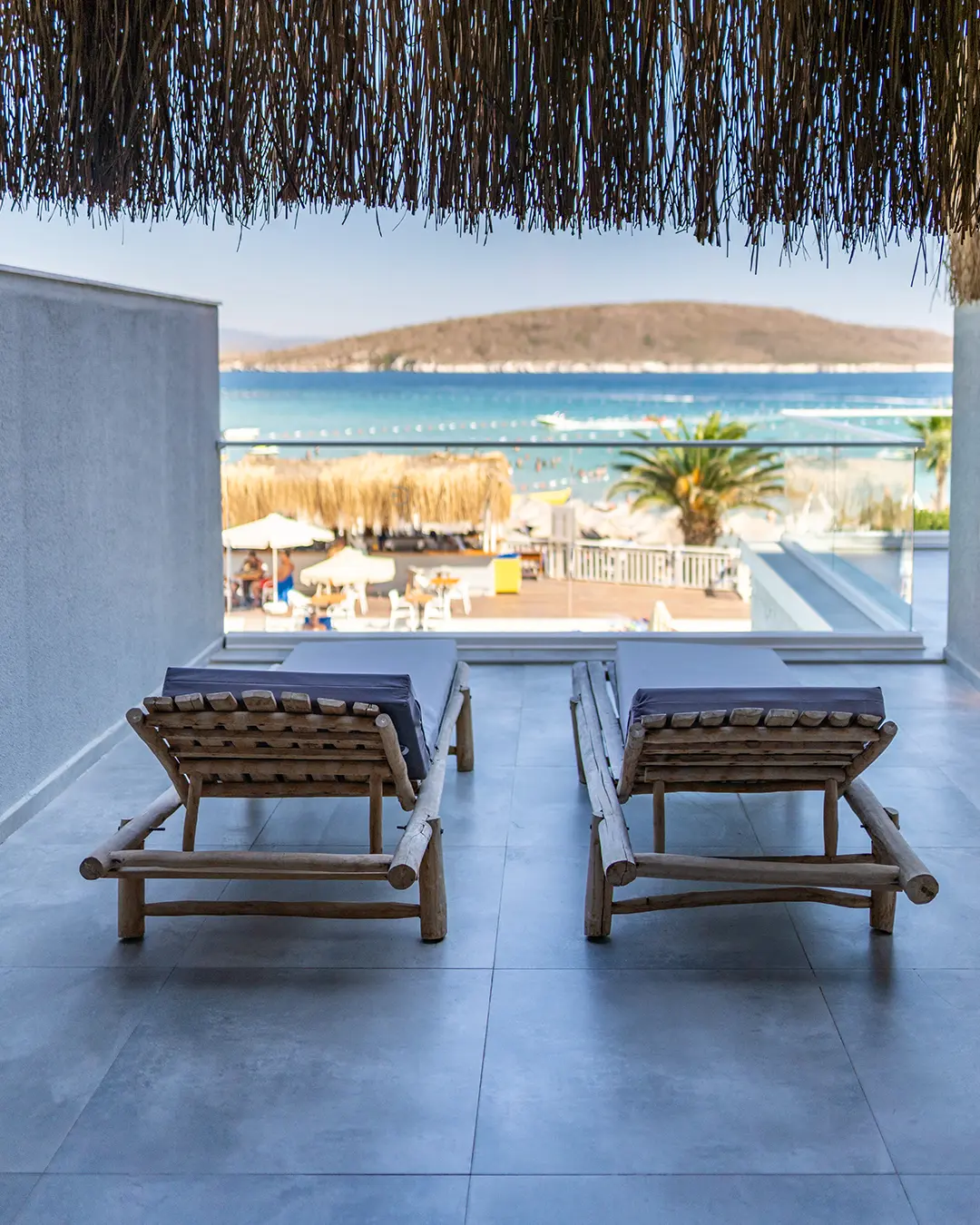 Seya Beach Bar
