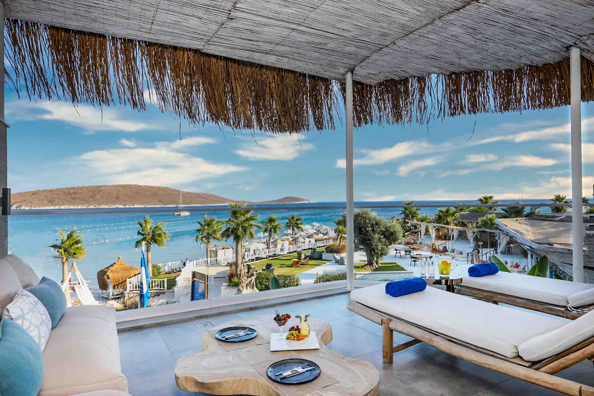 Premium Deniz Manzaralı Teras Süit · Teras